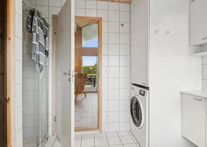 1144 Дом отдыха *